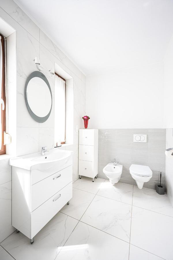 Saint Seven Apartman Szeged Kültér fotó